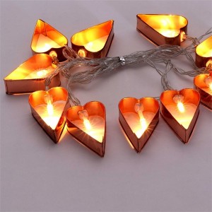 Szív alakú fém/2m/meleg fehér/10db LED-es/3xAA elemes fénydekoráció 