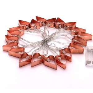 Szív alakú fém/4m/meleg fehér/20db LED-es/3xAA elemes fénydekoráció 