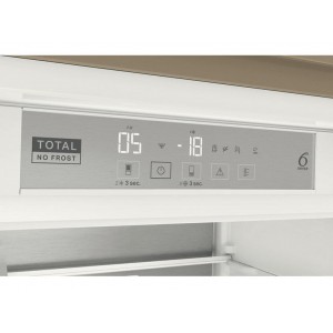 Whirlpool WH SP70 T241 P beépíthető kombinált hűtőszekrény