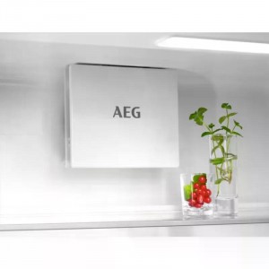 AEG TSC7G181ES Beépíthető alulfagyasztós hűtőszekrény