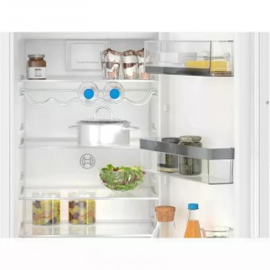 Bosch KIL82ADD0 Egyajtós hűtőszekrény fagyasztóval, bútorlap nélkül