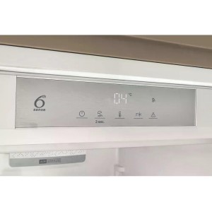 Whirlpool WHSD18A033C2 P Beépíthető hűtőszekrény