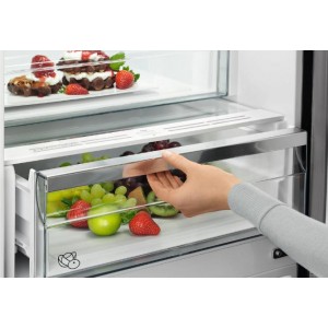 ELECTROLUX ENT6MD18S3 Beépíthető kombinált hűtőszekrény 177 cm, MultiSpace, TwinTech, NoFrost, érintővezérlés